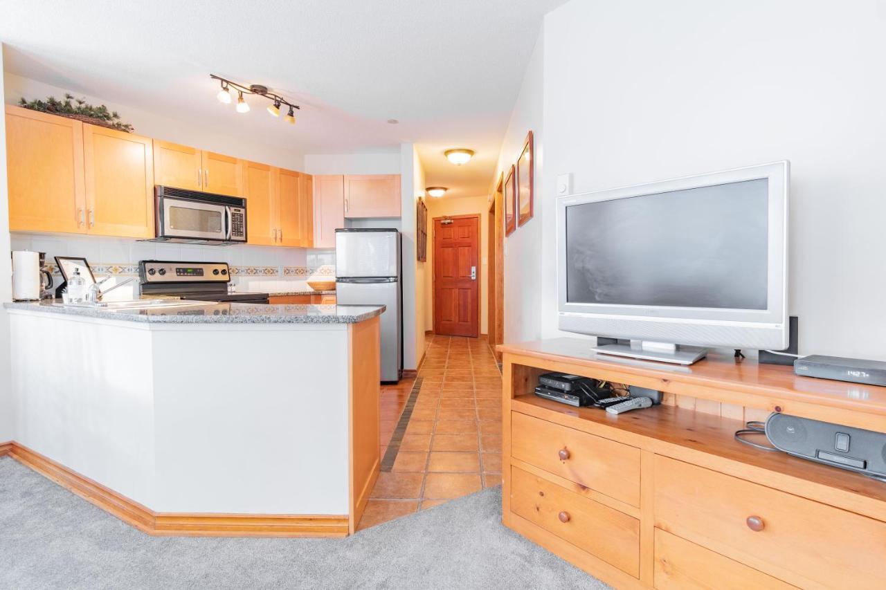 The Best Ski In Ski Out Two Bedroom Condo At Aspens Whistler Exteriér fotografie
